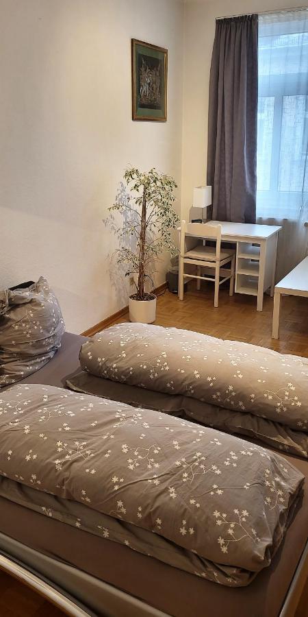 Von Privat, Grosses Zimmer Sehr Zentral In Bad Homburg Stadtmitte Bad Homburg vor der Höhe Dış mekan fotoğraf